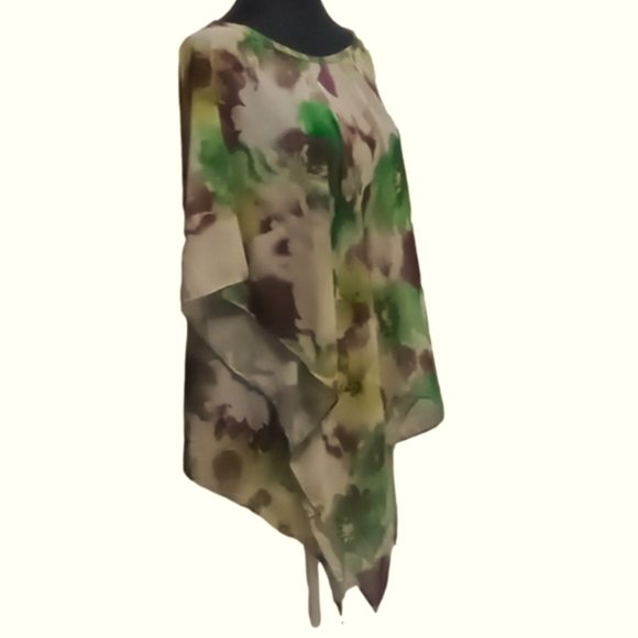 ABSTRACT Floral Isabella's Journey Blouse - Picture 1 of 5